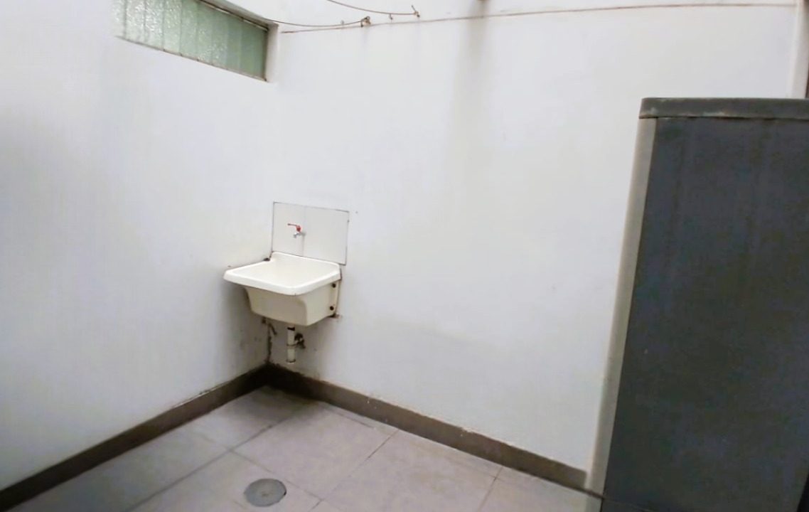 11. LAVANDERIA