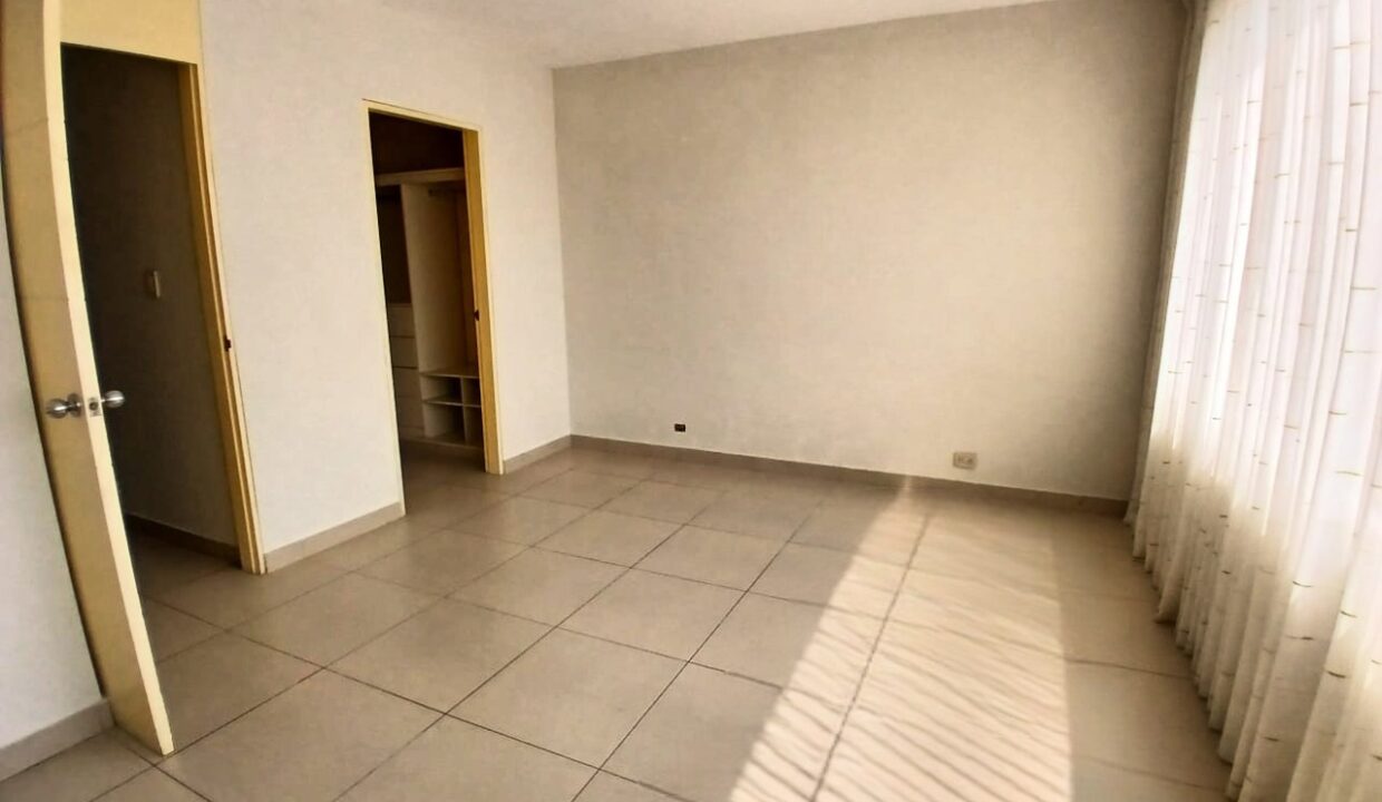 9. DORMITORIO PRINCIPAL 1