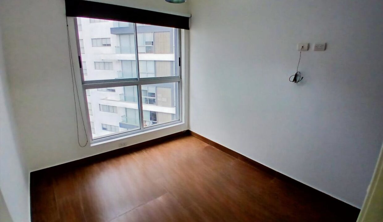 14. DORMITORIO SECUNDARIO 1