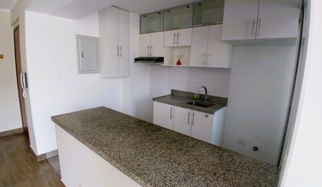 2.1. KITCHENETTE 1