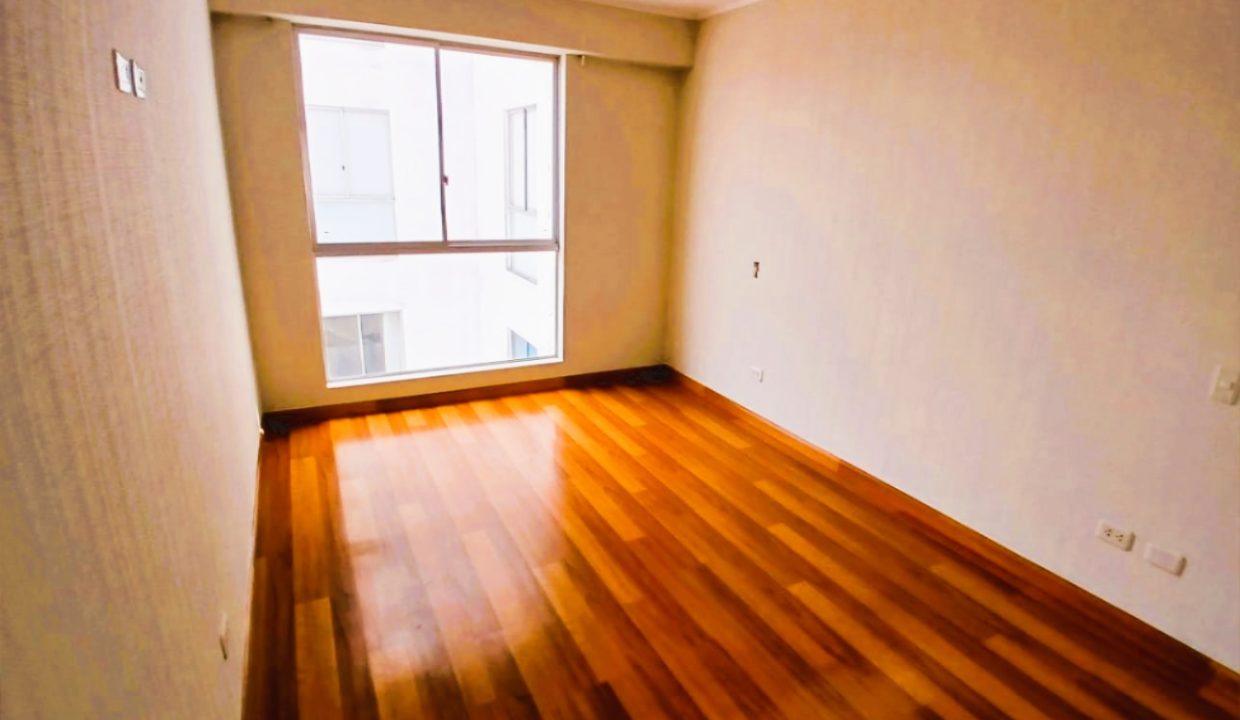 4. DORMITORIO PRINCIPAL